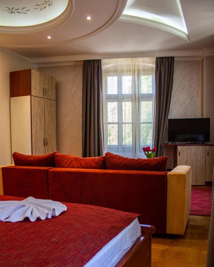 Hotel Kutko Pančevo Eksteriør bilde