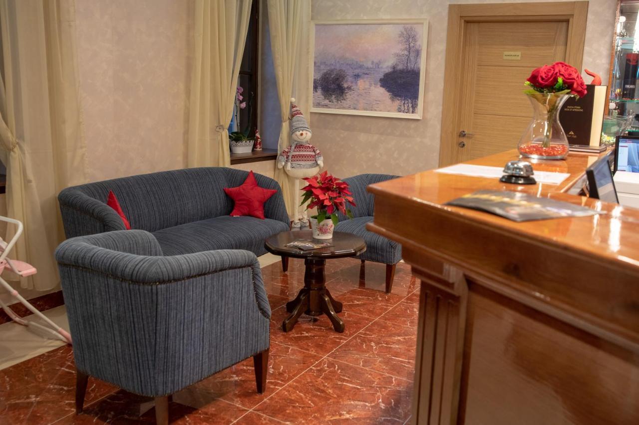 Hotel Kutko Pančevo Eksteriør bilde
