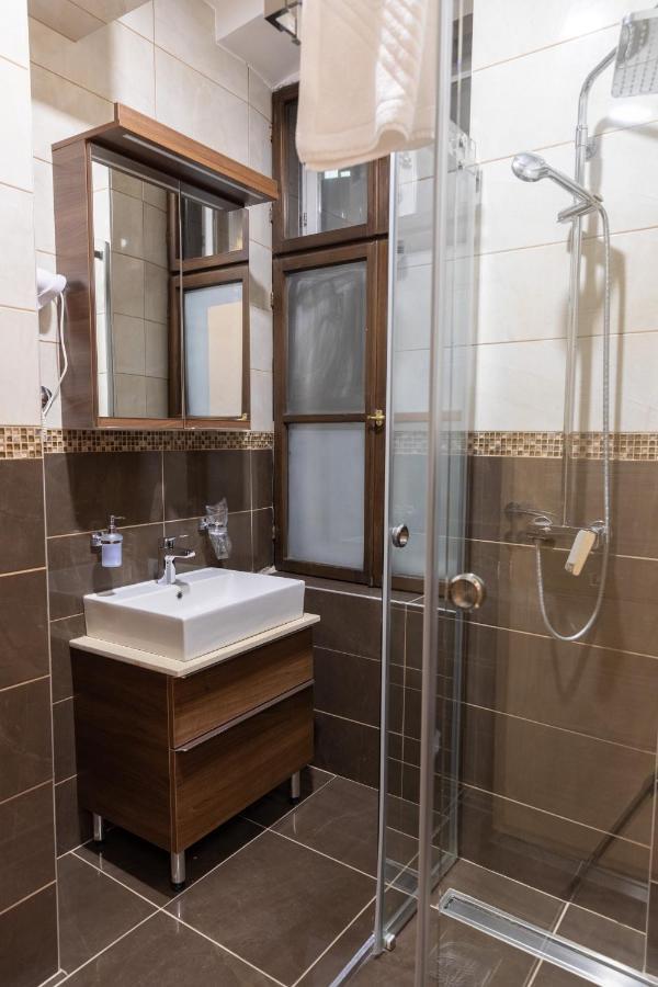 Hotel Kutko Pančevo Eksteriør bilde