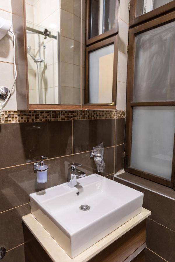 Hotel Kutko Pančevo Eksteriør bilde